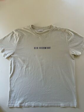 Seek Discomfort Off White Graphic T-Shirt